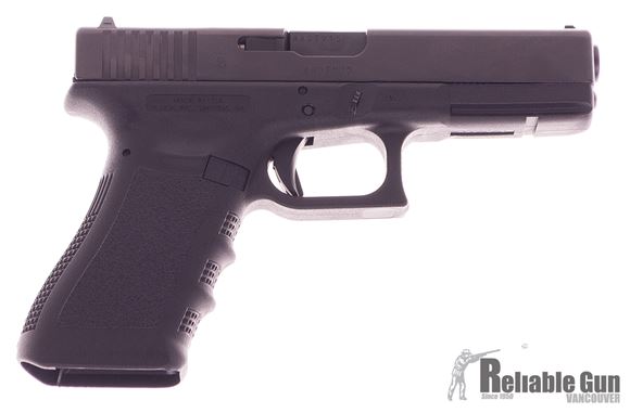Picture of Used Glock 17 Gen3 Semi-Auto 9mm, With 2 Mags & Original Case, Excellent Condition